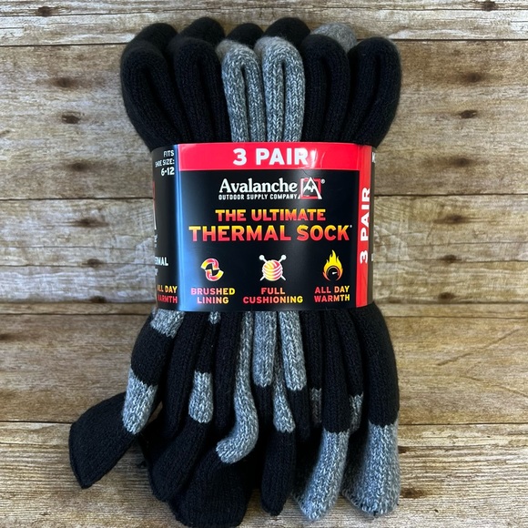 Avalanche Underwear & Socks Nwt Avalanche Thermal Crew Socks Poshmark